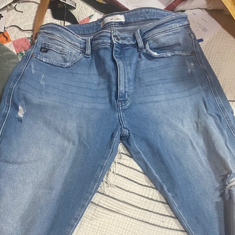 KanCan High Rise Medium Blue Jeans
